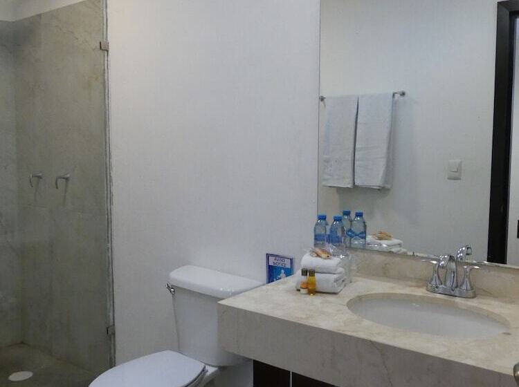 주니어 스위트 풀장 전망, Casa Valladolid Boutique