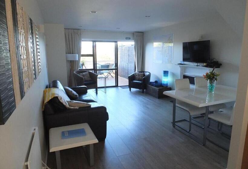 Апартаменты 2 Спальни, Le Chalet Waiheke Apartments