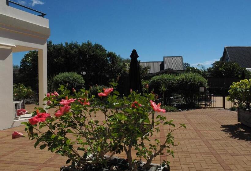 Апартаменты 1 Спальня, Ocean Breeze Resort Pauanui