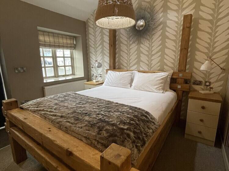 Номер Deluxe, The Wheatsheaf Inn