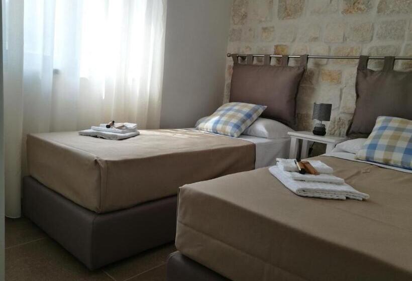 Апартаменты 2 Спальни, Residence La Corvetta