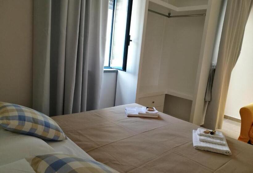 Апартаменты 1 Спальня, Residence La Corvetta