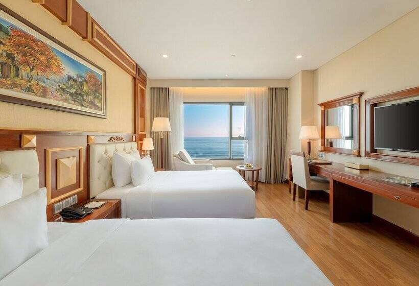 اتاق لوکس با چشم‌انداز دریا, Dlg Hotel Danang