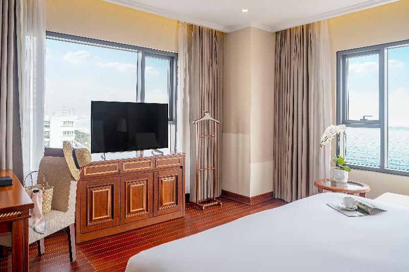 سوییت جونیور با چشم‌انداز دریا, Dlg Hotel Danang