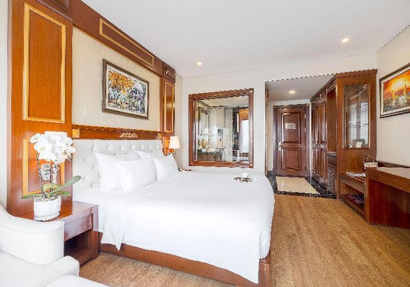 اتاق لوکس با چشم‌انداز دریا, Dlg Hotel Danang