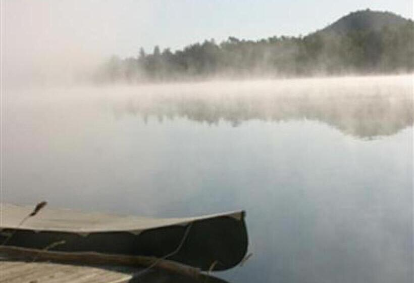 Номер Стандарт, The Haus On Mirror Lake