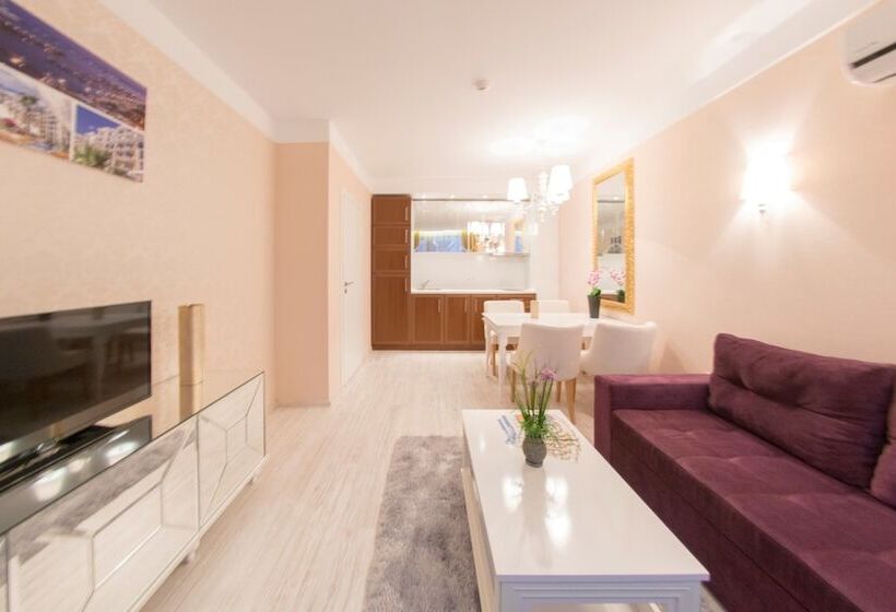 Апартаменты Deluxe 2 Спальни, Harmony Suites  Monte Carlo