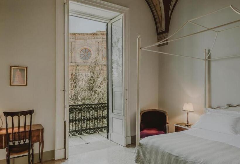 اتاق لوکس با چشم‌انداز شهر, Relais Monastero Santa Teresa  Albergo Diffuso
