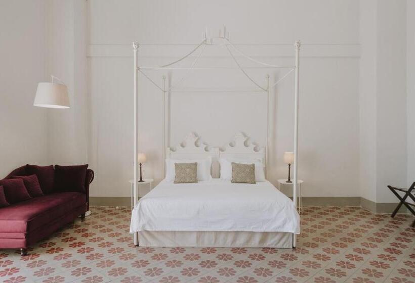 Номер Deluxe с Балконом, Relais Monastero Santa Teresa  Albergo Diffuso