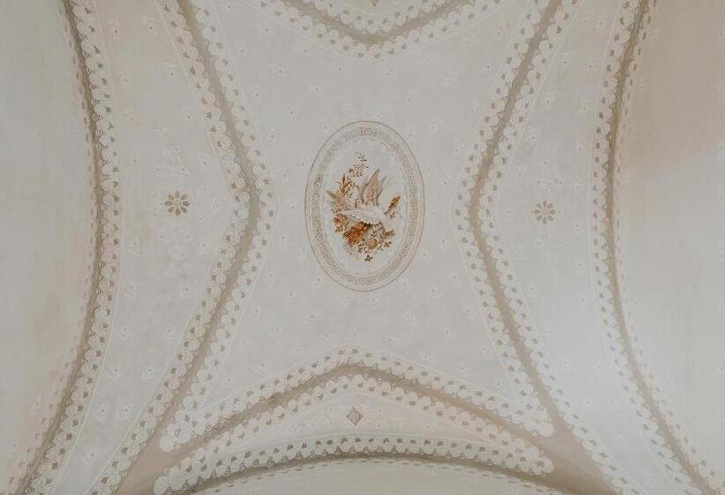 اتاق لوکس با چشم‌انداز شهر, Relais Monastero Santa Teresa  Albergo Diffuso