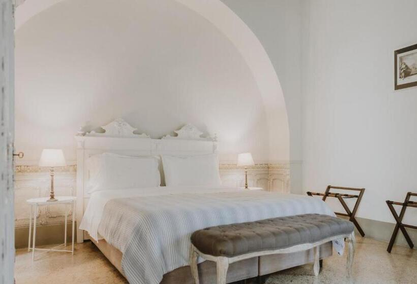 Номер Deluxe Вид на Город, Relais Monastero Santa Teresa  Albergo Diffuso