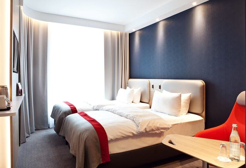 Номер Стандарт, Holiday Inn Express Frankfurt Airport   Raunheim, An Ihg