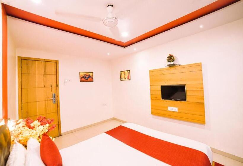 Номер Deluxe, Grandeur Near Mumbai International Airport