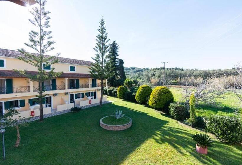 스탠다드 스튜디오, Oula Maisonettes