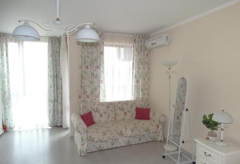 إستوديو قياسى مطل على البحر, Chateau Del Marina Apart Complex