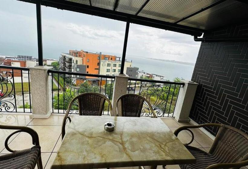 شقة ديلوكس غرفة نوم واحدة, Chateau Del Marina Apart Complex