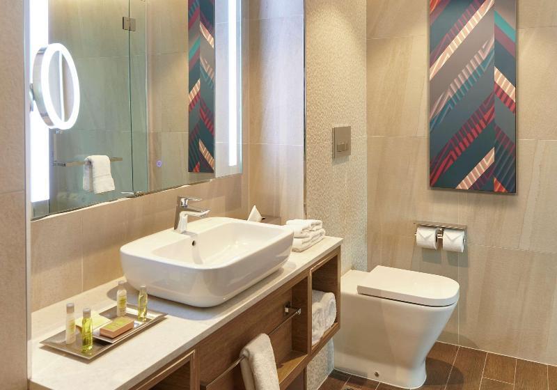 스탠다드 룸 킹사이즈 침대, Doubletree By Hilton Perth Northbridge