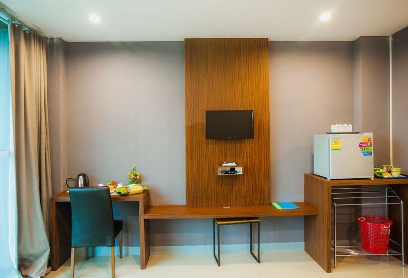Номер Стандарт Трехместный, Km Hotel Chiang Mai
