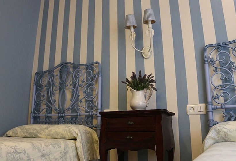 Номер Стандарт, Hostal Emilia