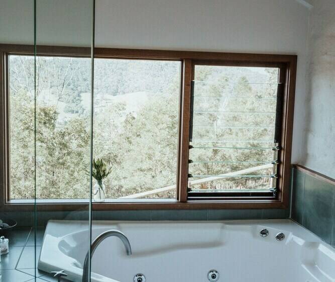 오두막, Kangaroo Ridge Retreat