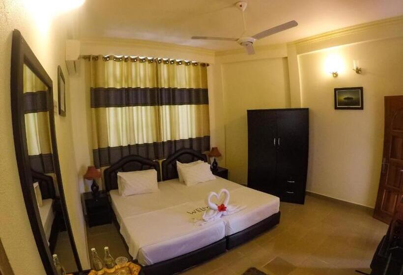 اتاق لوکس, Hanifaru Transit Inn