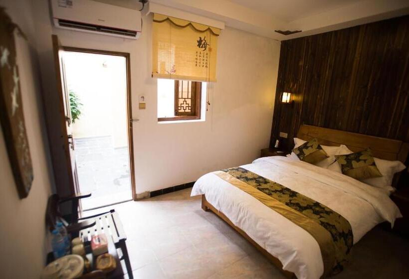 اتاق استاندارد با چشم‌انداز باغ, Chaozhou Hello Inn