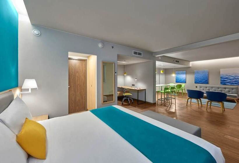 Люкс, City Express Suites By Marriott Cancún Aeropuerto