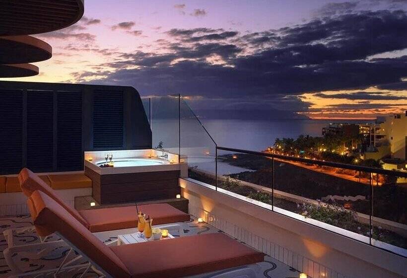 Suite, H10 Atlantic Sunset Horizons Collection