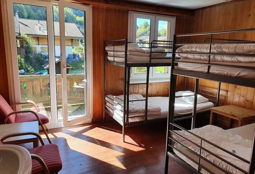 Номер Базовый Четырехместный Совместный Санузел, Lake Lodge Hostel