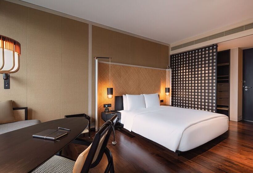 اتاق استاندارد با تخت بزرگ, The Ruma Hotel And Residences