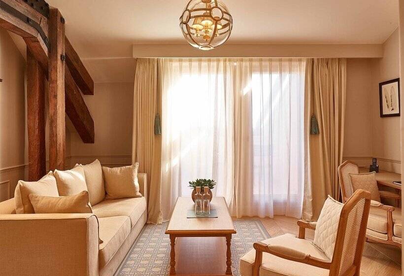 Люкс, Chais Monnet & Spa
