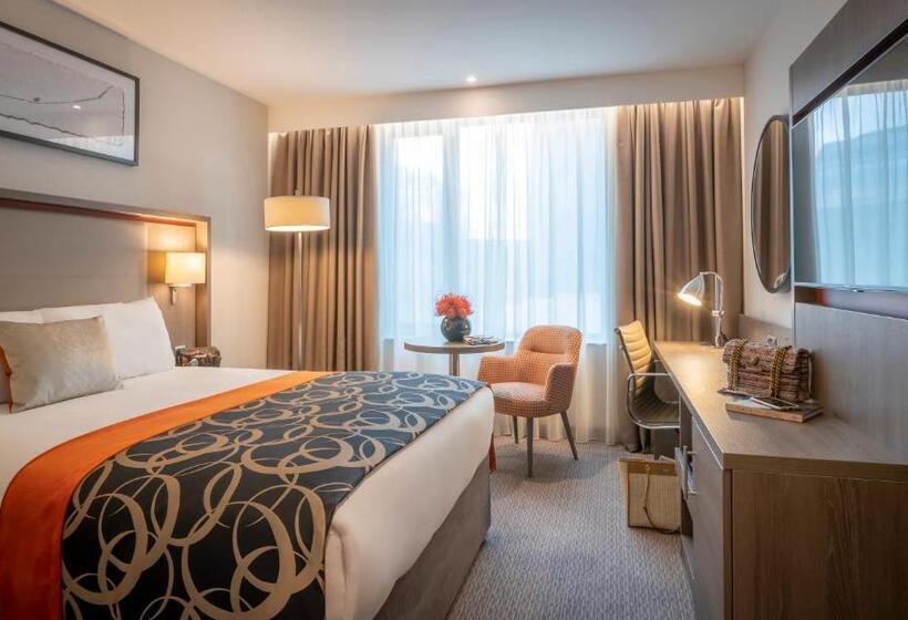 חדר דחוקס עם מיטת קינג, Clayton Hotel Charlemont