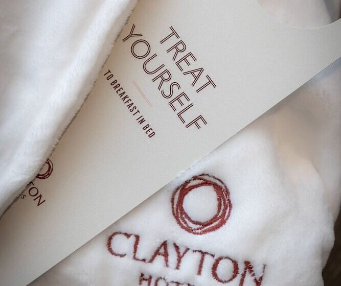 디럭스 룸, Clayton Hotel Charlemont