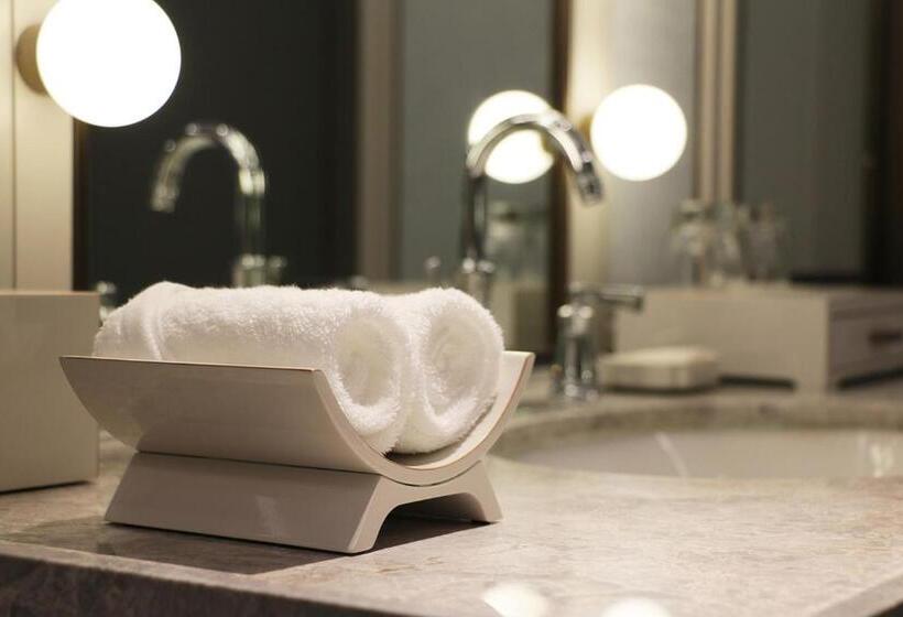 Deluxe Suite King Bed, Maxx By Steigenberger Guangzhou Zhujiang New Town   Free Shuttle Bus To Canton Fair Complex During C