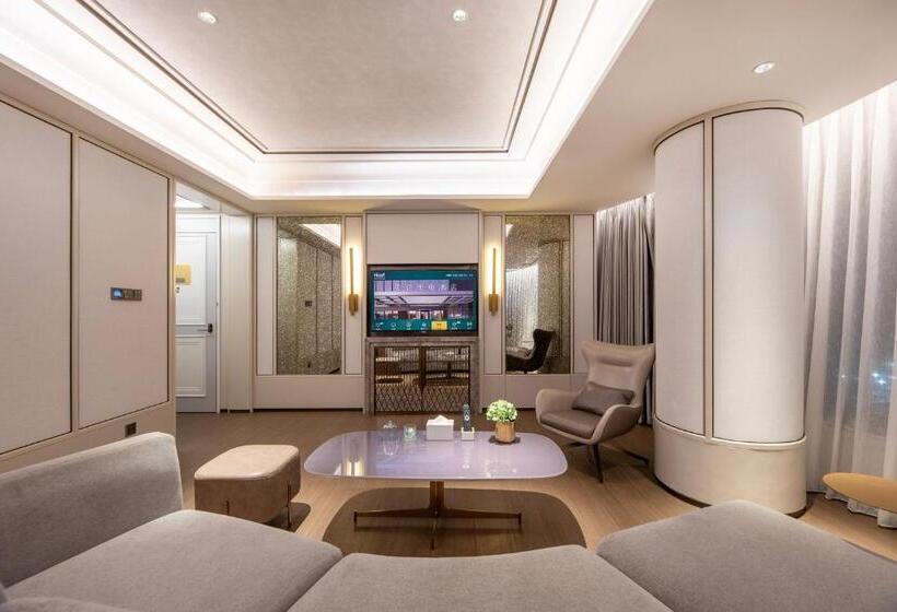 Deluxe Suite King Bed, Maxx By Steigenberger Guangzhou Zhujiang New Town   Free Shuttle Bus To Canton Fair Complex During C