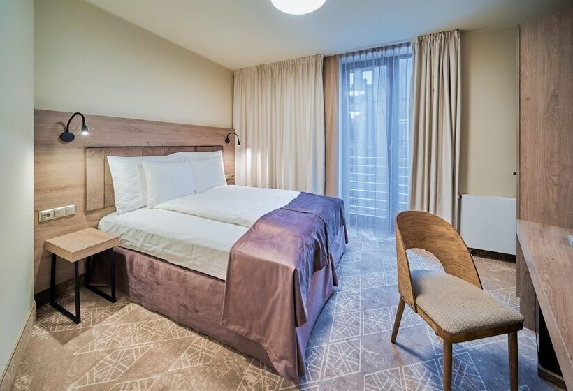 اتاق استاندارد یک نفره, Wellton Riverside Spa
