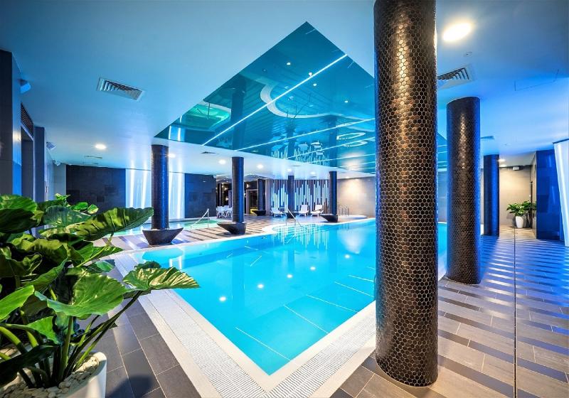 اتاق خانوادگی, Wellton Riverside Spa
