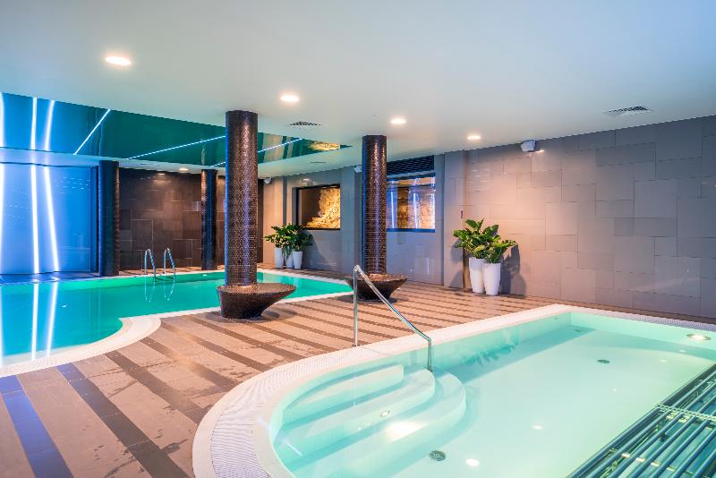 اتاق خانوادگی, Wellton Riverside Spa