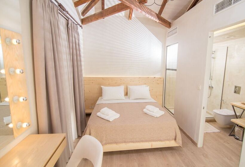 Номер Стандарт, Panellinion Luxury Rooms
