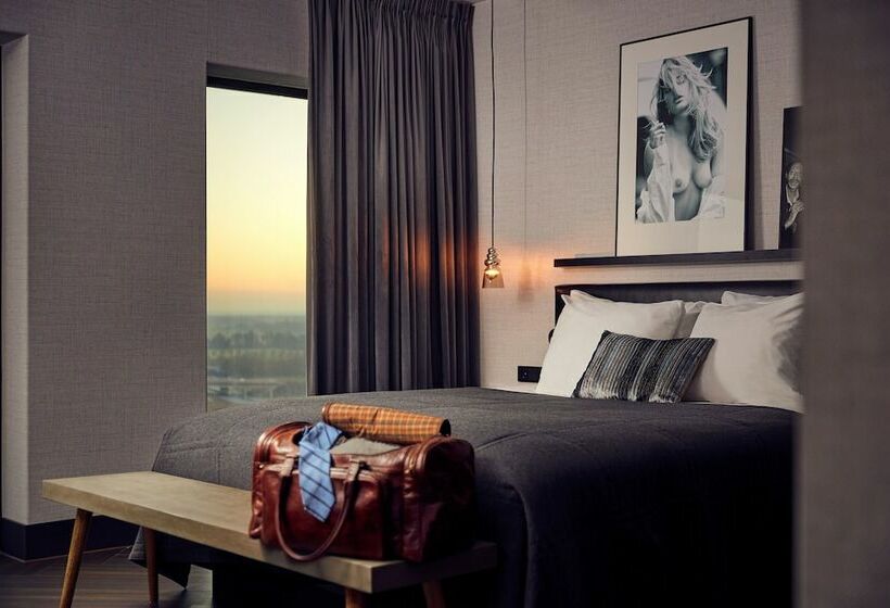 Penthouse Suite, Van Der Valk Hotel Amsterdam   Amstel