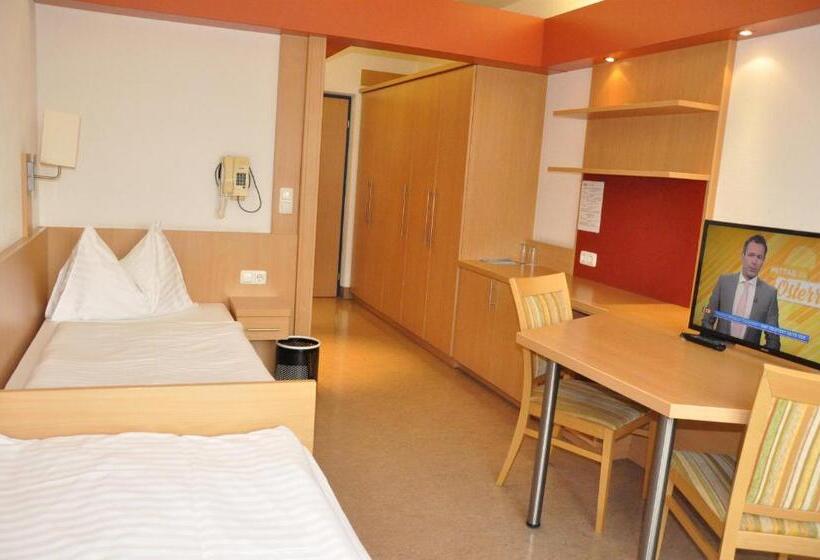 Номер Economy, Kolpinghaus Linz