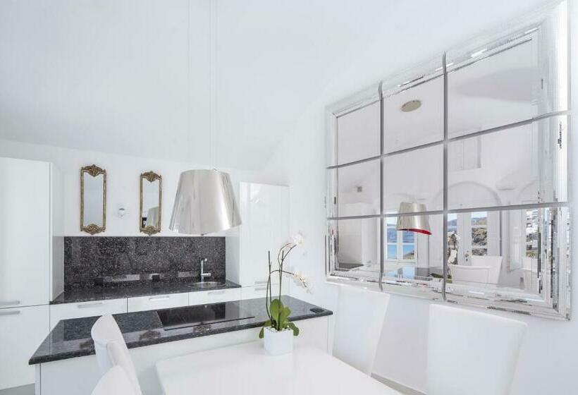 Вилла 3 Спальни, Canaves Oia Suites   Small Luxury Hotels Of The World