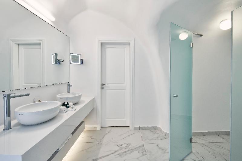 Люкс с Бассейном, Canaves Oia Suites   Small Luxury Hotels Of The World