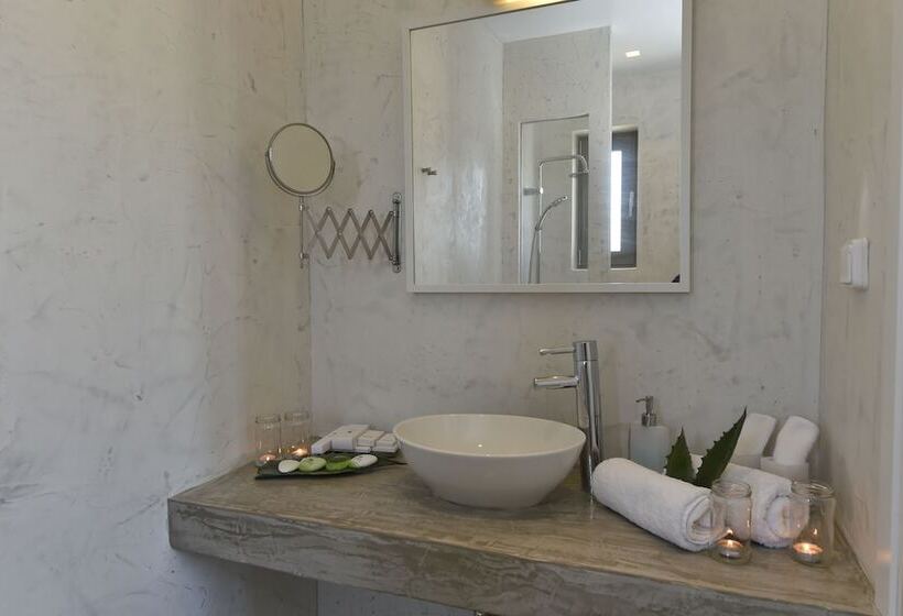 Полулюкс, Naoussa Hills Boutique Resort  Adults Only