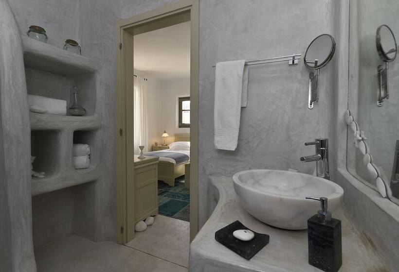Президентский Люкс, Naoussa Hills Boutique Resort  Adults Only