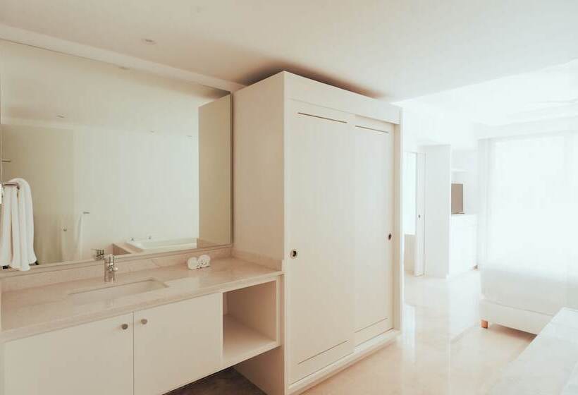 ２ベッドルーム家族用アパートメント, Antera Hotel & Residences
