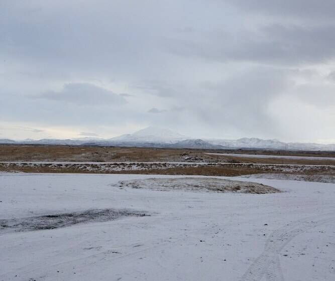 اتاق سوپریور, Land