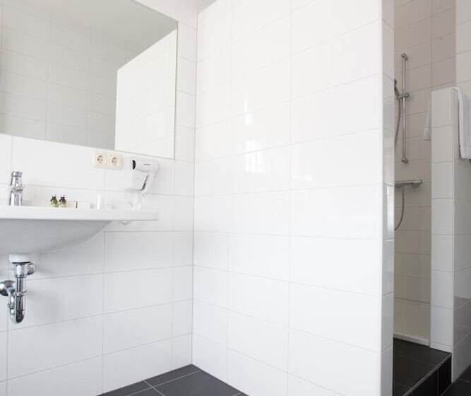 Семейный Номер, Roermond Next Door