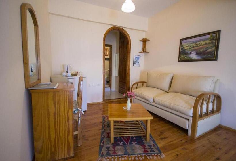 اتاق لوکس با چشم‌انداز دریا, Kleo Boutique Otel Kalkan