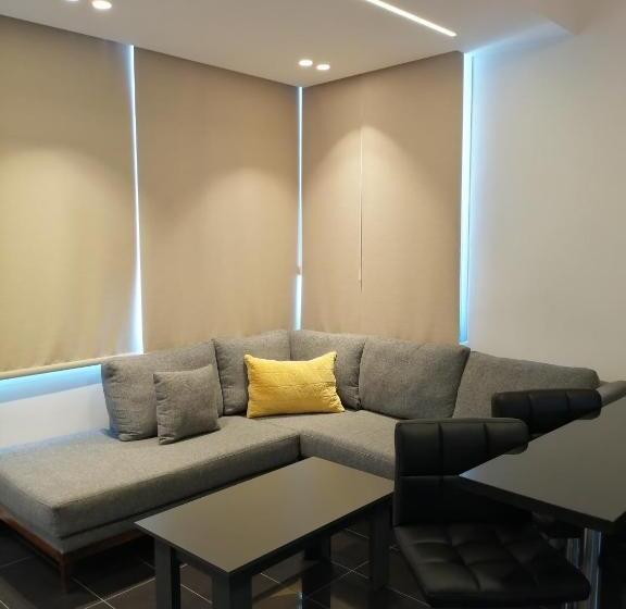 اتاق سوپریور با تخت بزرگ, B Residence